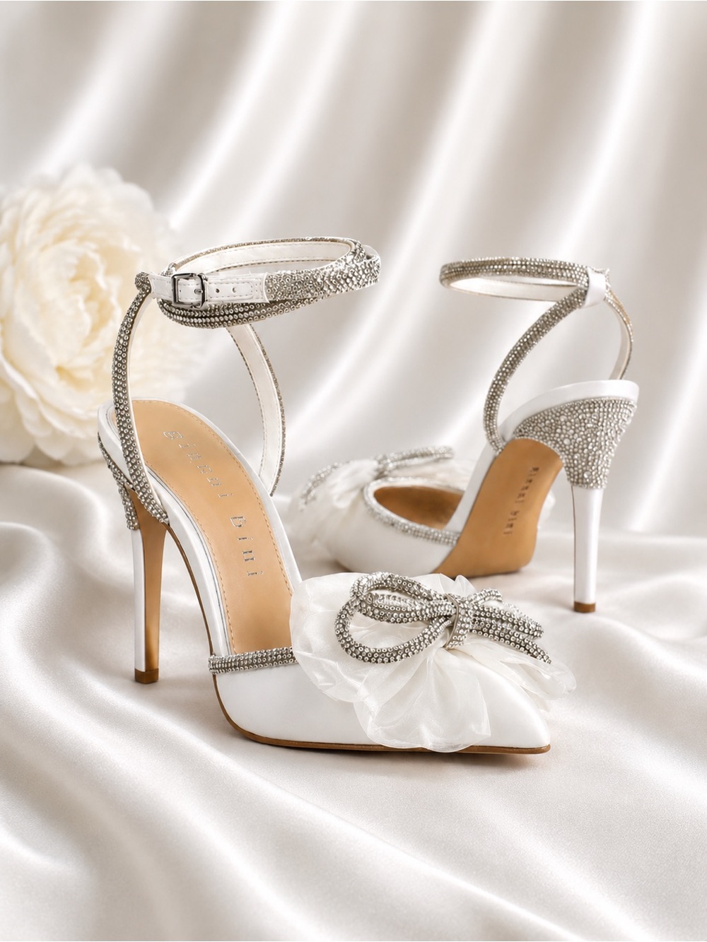Gianni Bini Niomi Silver Rhinestone Embellished Satin Bow Dress Pumps Size 6.5M